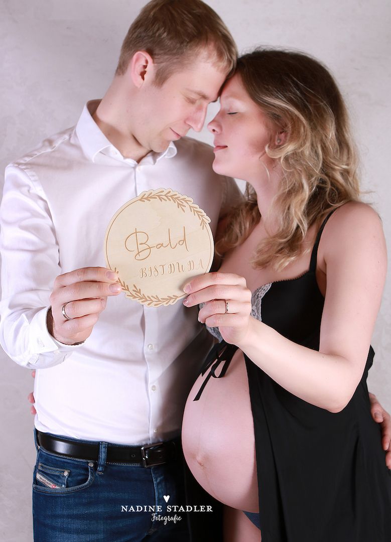 Babybauchfotografie Babybauchfoto Schwangerschaftsfotografie Fotoshooting Fotograf Wuppertal