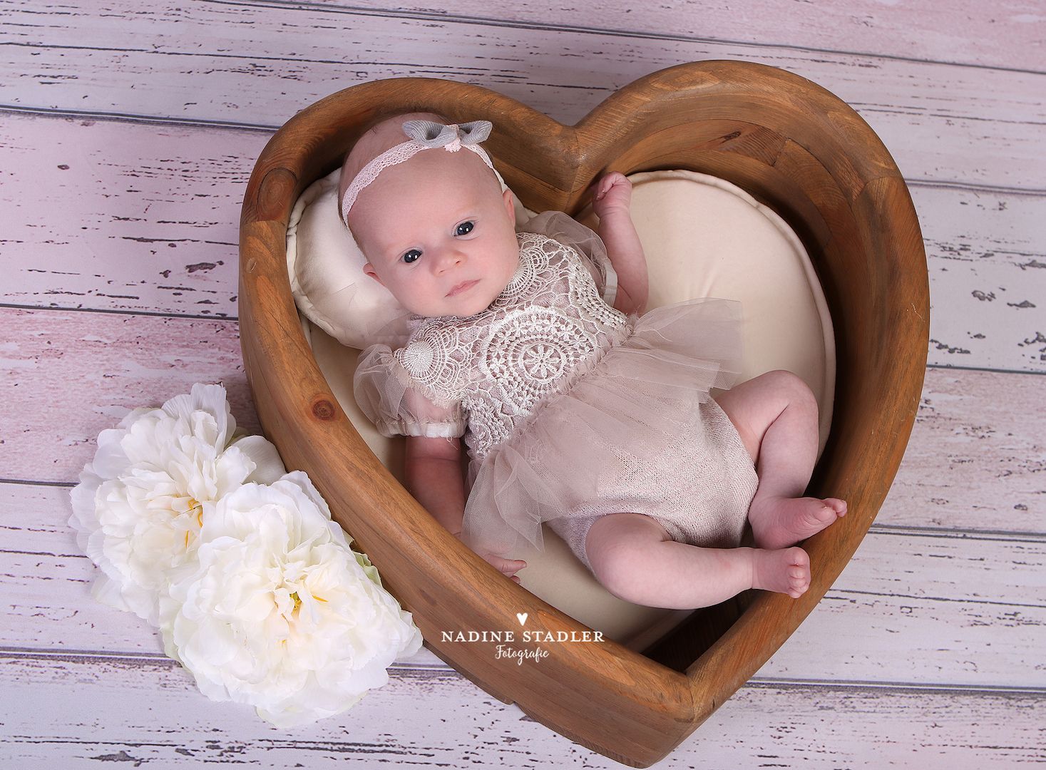 Neugeborenenfoto Neugeborenenfotografie Babyfotoshooting Babyfoto Fotograf Wuppertal Fotostudio Neugeborenenfoto Neugeborenenfotografie Babyfotoshooting Babyfoto Fotograf Wuppertal Fotostudio