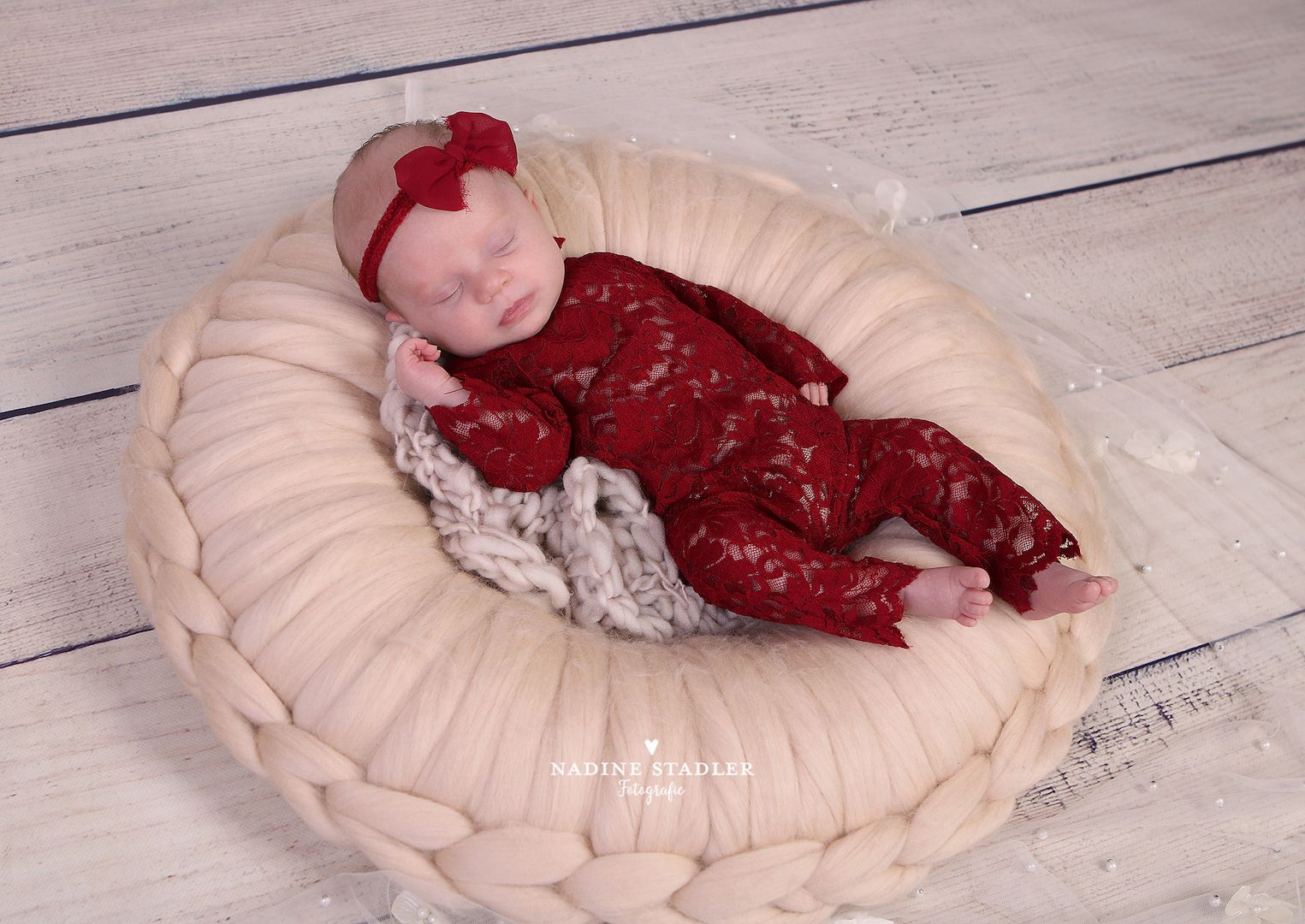 Neugeborenenfoto Neugeborenenfotografie Babyfotoshooting Babyfoto Fotograf Wuppertal Fotostudio Neugeborenenfoto Neugeborenenfotografie Babyfotoshooting Babyfoto Fotograf Wuppertal Fotostudio