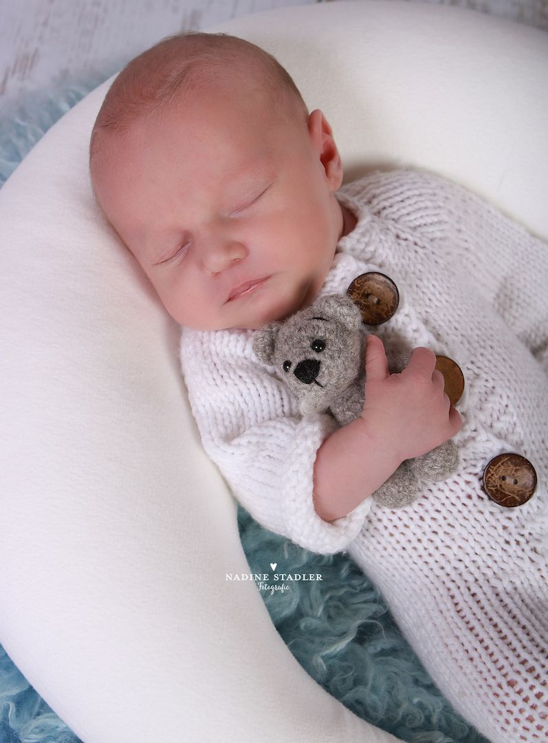 Neugeborenenfoto Neugeborenenfotografie Babyfotoshooting Babyfoto Fotograf Wuppertal Fotostudio Neugeborenenfoto Neugeborenenfotografie Babyfotoshooting Babyfoto Fotograf Wuppertal Fotostudio