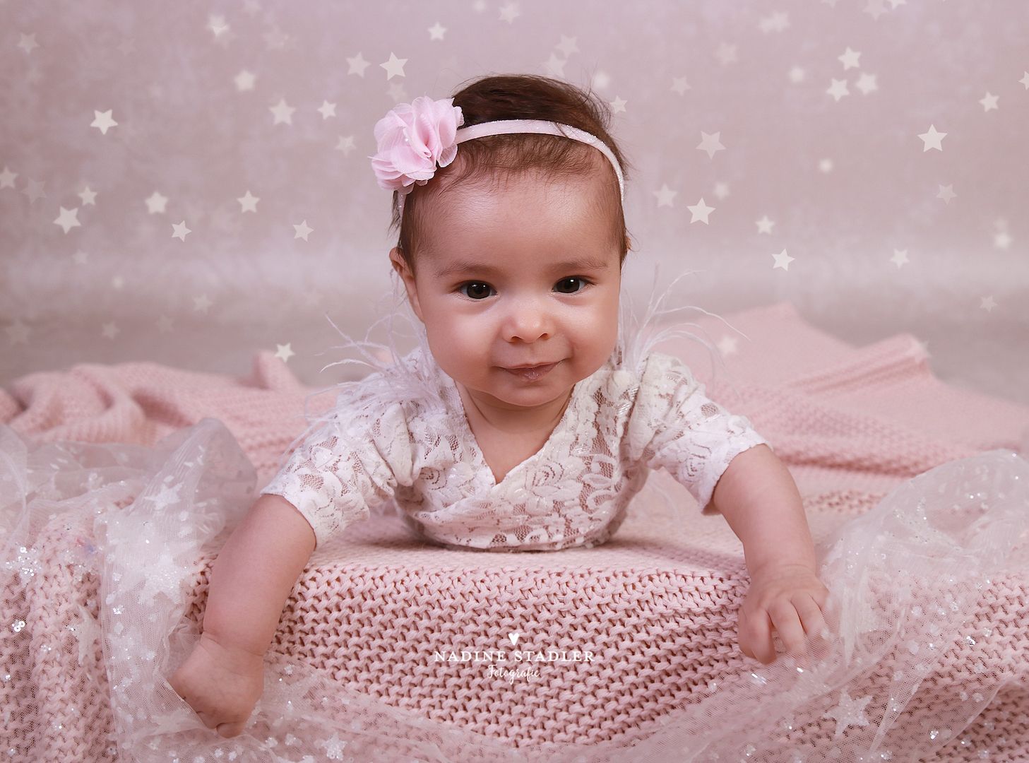 Neugeborenenfoto Neugeborenenfotografie Babyfotoshooting Babyfoto Fotograf Wuppertal Fotostudio Neugeborenenfoto Neugeborenenfotografie Babyfotoshooting Babyfoto Fotograf Wuppertal Fotostudio
