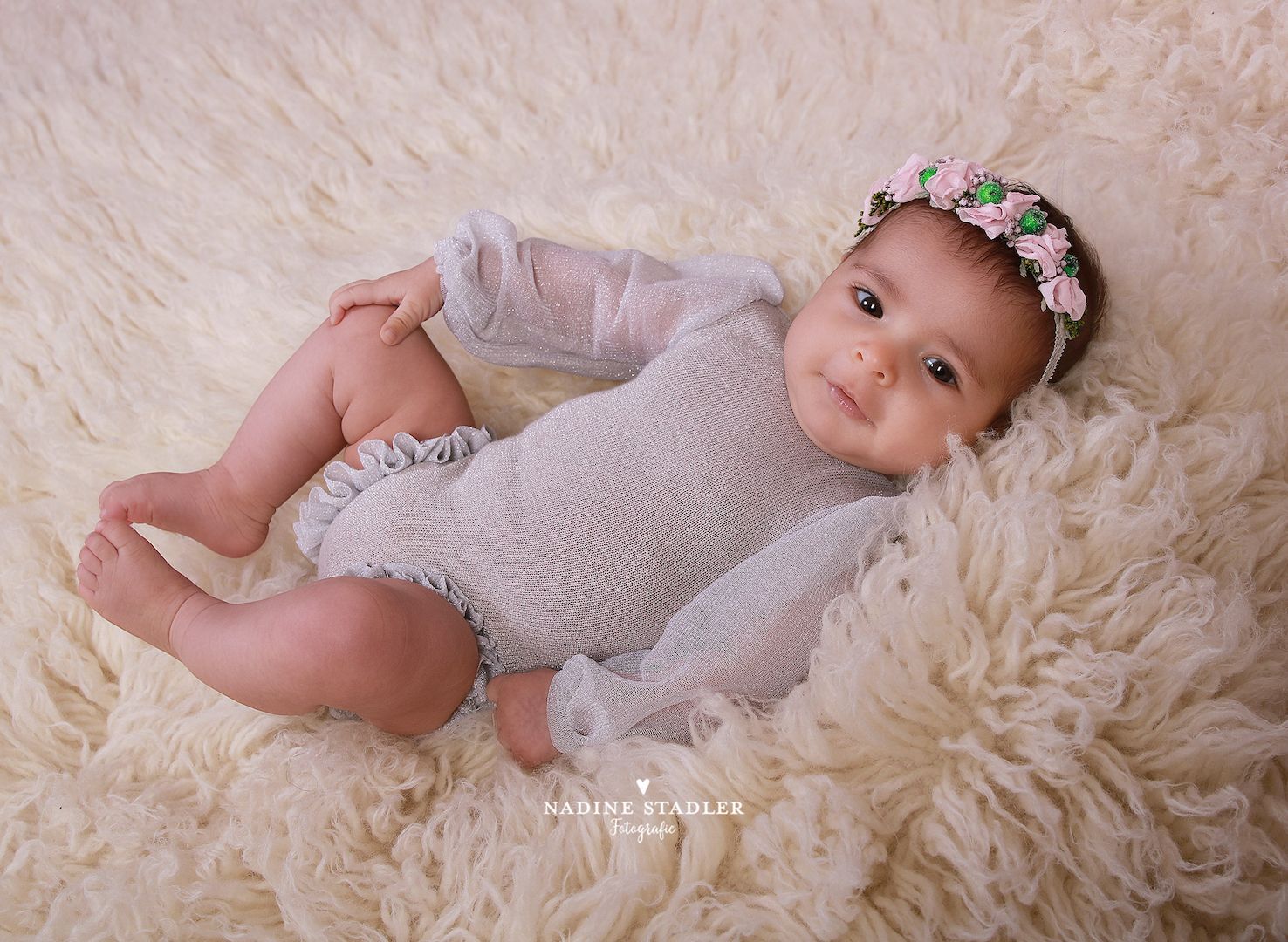 Neugeborenenfoto Neugeborenenfotografie Babyfotoshooting Babyfoto Fotograf Wuppertal Fotostudio Neugeborenenfoto Neugeborenenfotografie Babyfotoshooting Babyfoto Fotograf Wuppertal Fotostudio