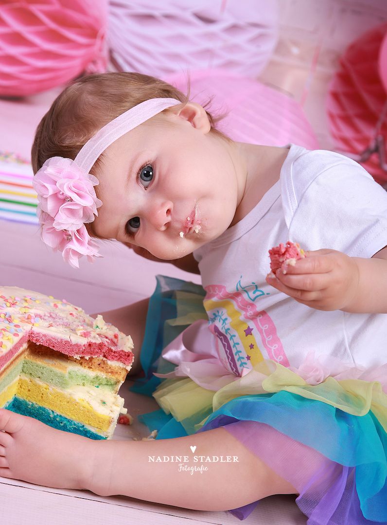 Cakesmash Fotoshooting erster Geburtstag Fotograf Fotostudio Wuppertal Cake Smash Foto Cakesmash Fotoshooting erster Geburtstag Fotograf Fotostudio Wuppertal Cake Smash Foto