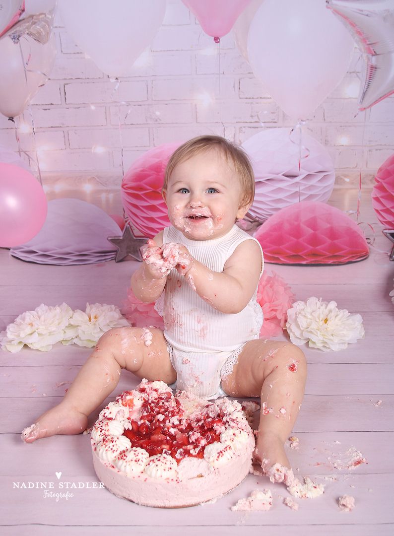 Cakesmash Fotoshooting erster Geburtstag Fotograf Fotostudio Wuppertal Cake Smash Foto Cakesmash Fotoshooting erster Geburtstag Fotograf Fotostudio Wuppertal Cake Smash Foto