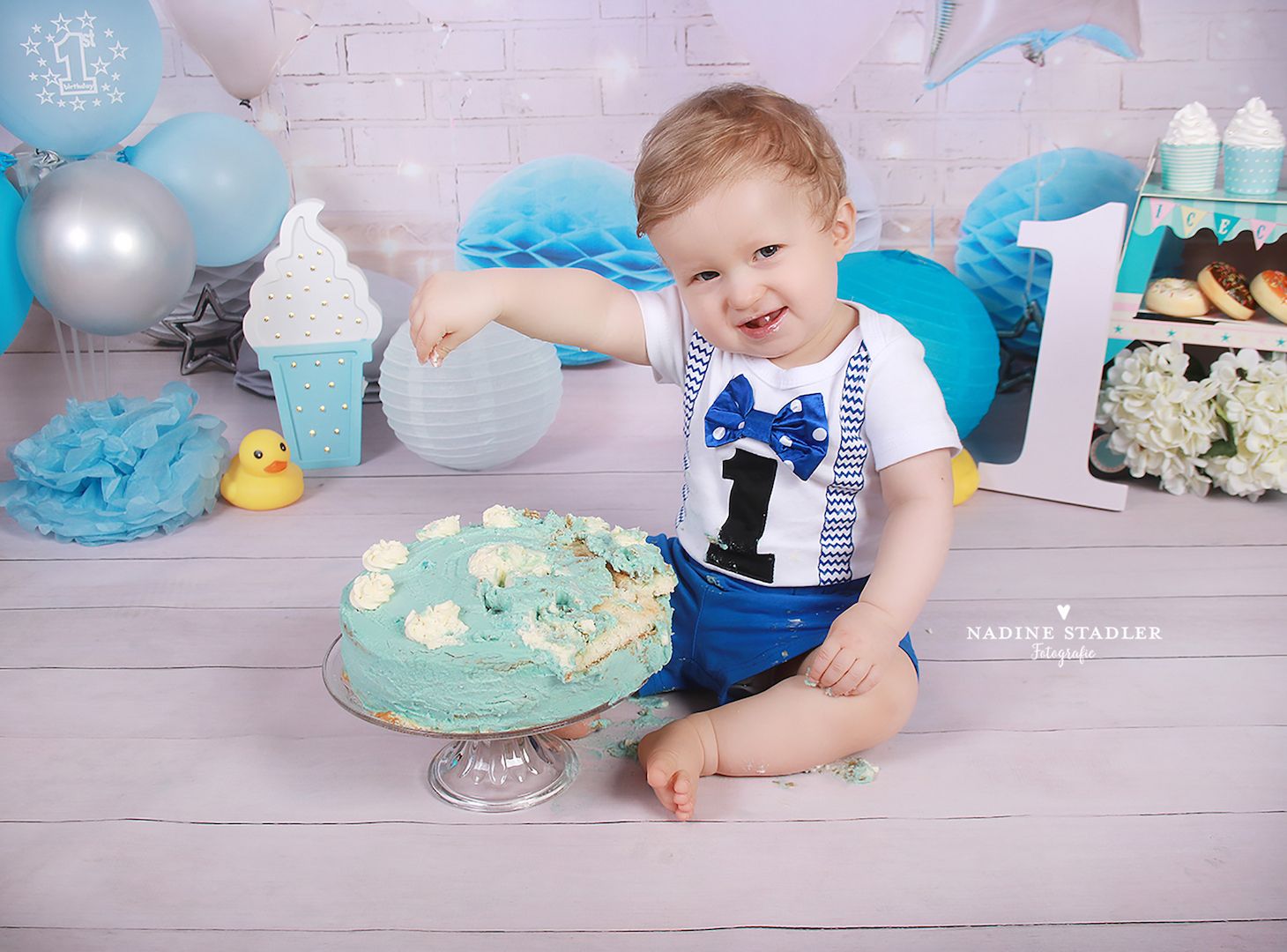 Cakesmash Fotoshooting erster Geburtstag Fotograf Fotostudio Wuppertal Cake Smash Foto Cakesmash Fotoshooting erster Geburtstag Fotograf Fotostudio Wuppertal Cake Smash Foto