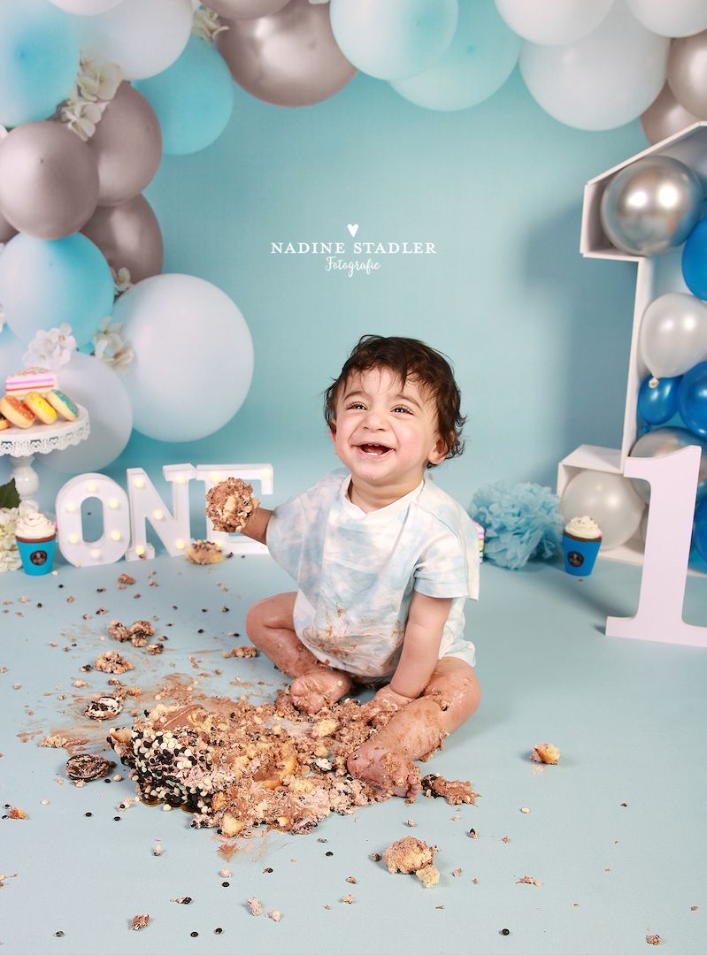 Cakesmash Fotoshooting erster Geburtstag Fotograf Fotostudio Wuppertal Cake Smash Foto Cakesmash Fotoshooting erster Geburtstag Fotograf Fotostudio Wuppertal Cake Smash Foto