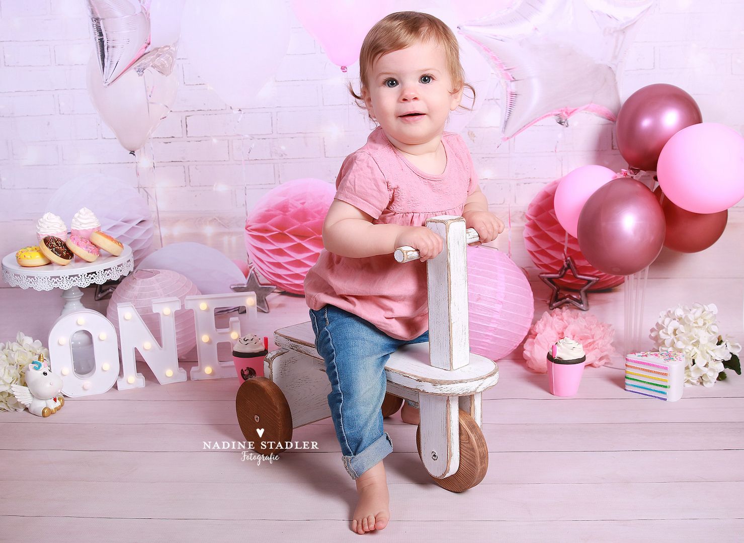 Cakesmash Fotoshooting erster Geburtstag Fotograf Fotostudio Wuppertal Cake Smash Foto Cakesmash Fotoshooting erster Geburtstag Fotograf Fotostudio Wuppertal Cake Smash Foto