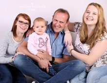 Familienfoto Familienfotografie Portraitfoto Fotostudio Fotoshooting Wuppertal Fotograf