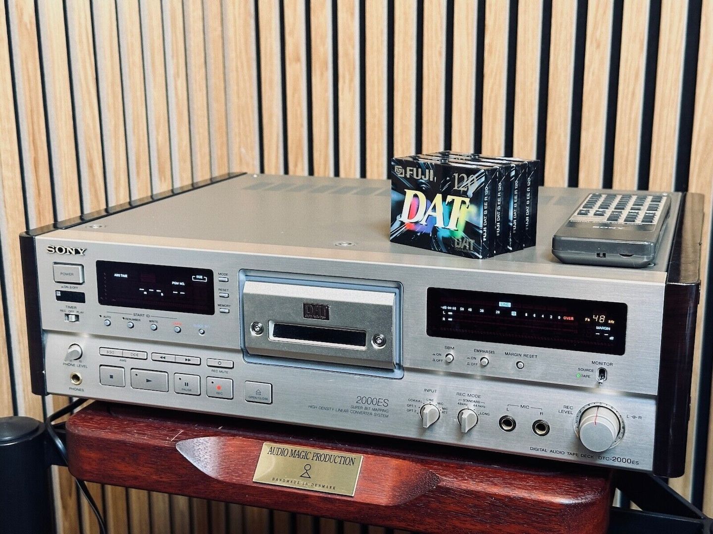 Sony  DTC-2000ES DAT Recorder