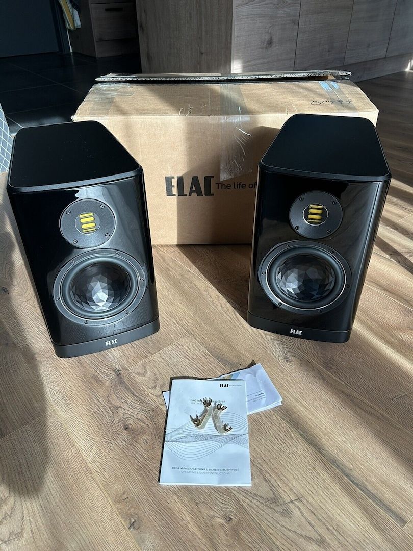 Elac Vela BS 404 Hochglanz Schwarz Neu