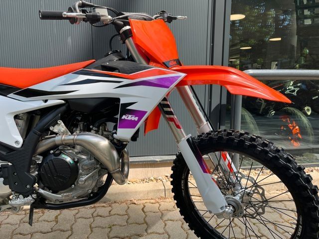 2023 KTM SX 450 F Dirtbike
