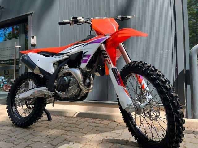 2023 KTM SX 450 F Dirtbike