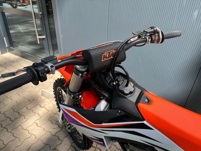 2023 KTM SX 450 F Dirtbike