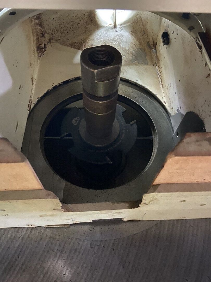 SCM T110i Kippspindelformer und Steff Power Feed. Verlängerungstische