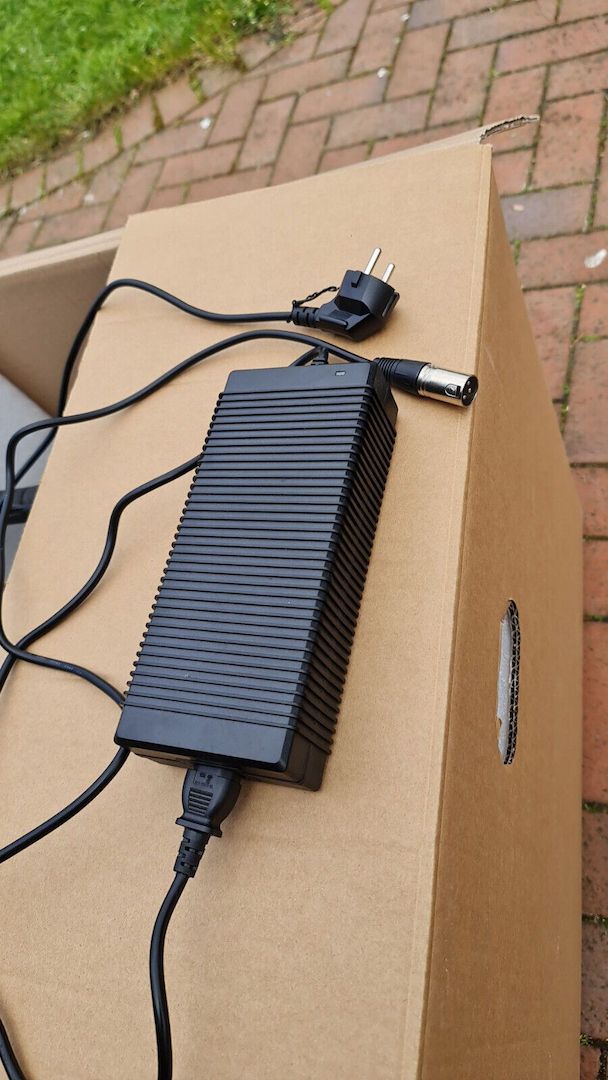 Scuddy Premium V2 als 45 km/h mit Blinkerpaket