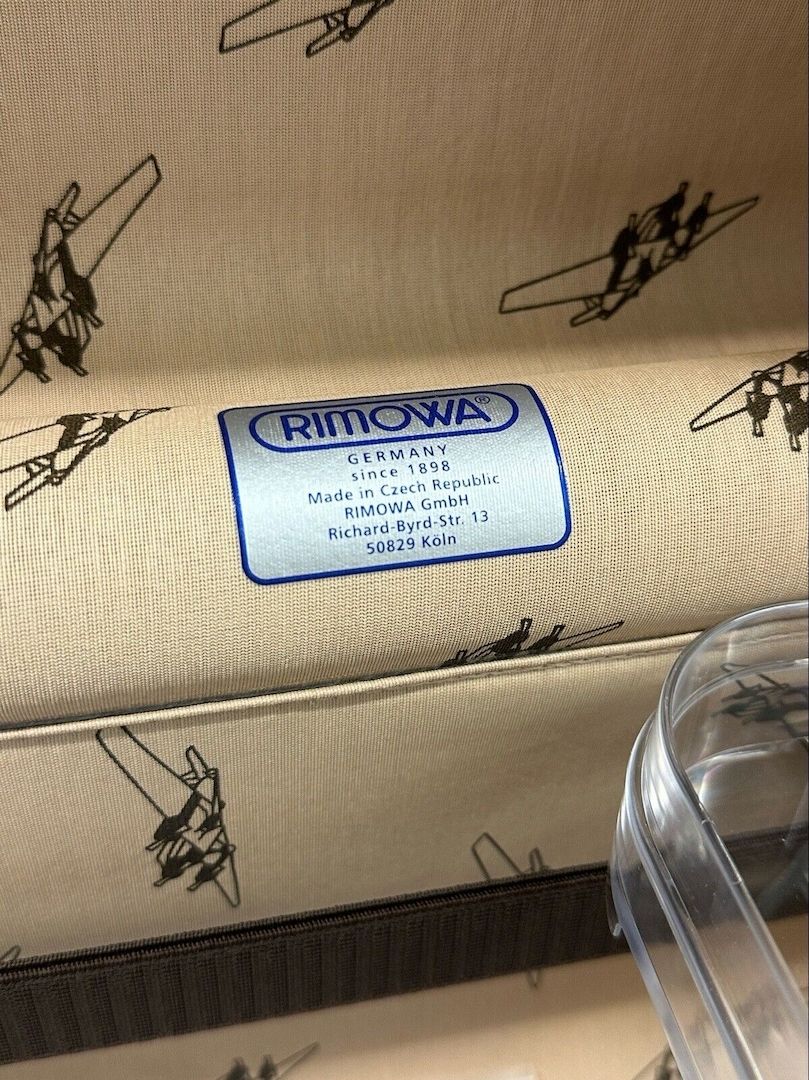 Rimowa Classic Flight Beauty Case