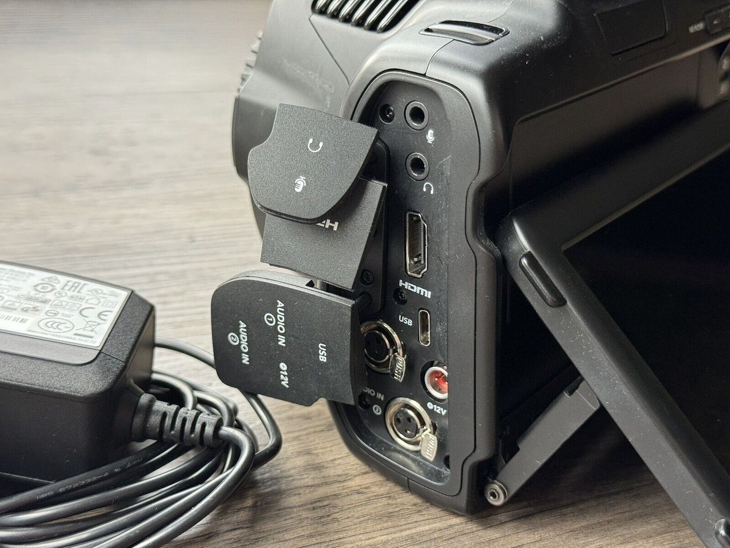 Blackmagic Pocket Cinema Camera 6K Pro