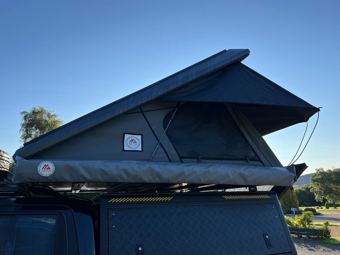 Last Tuff Trek MK2 Dachzelt und Markise