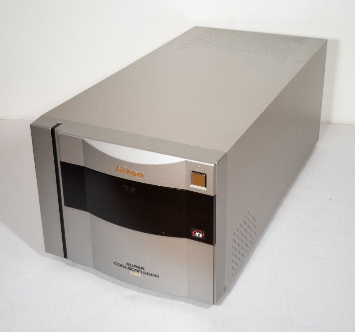 Nikon Coolscan 8000 Filmscanner zu verkaufen