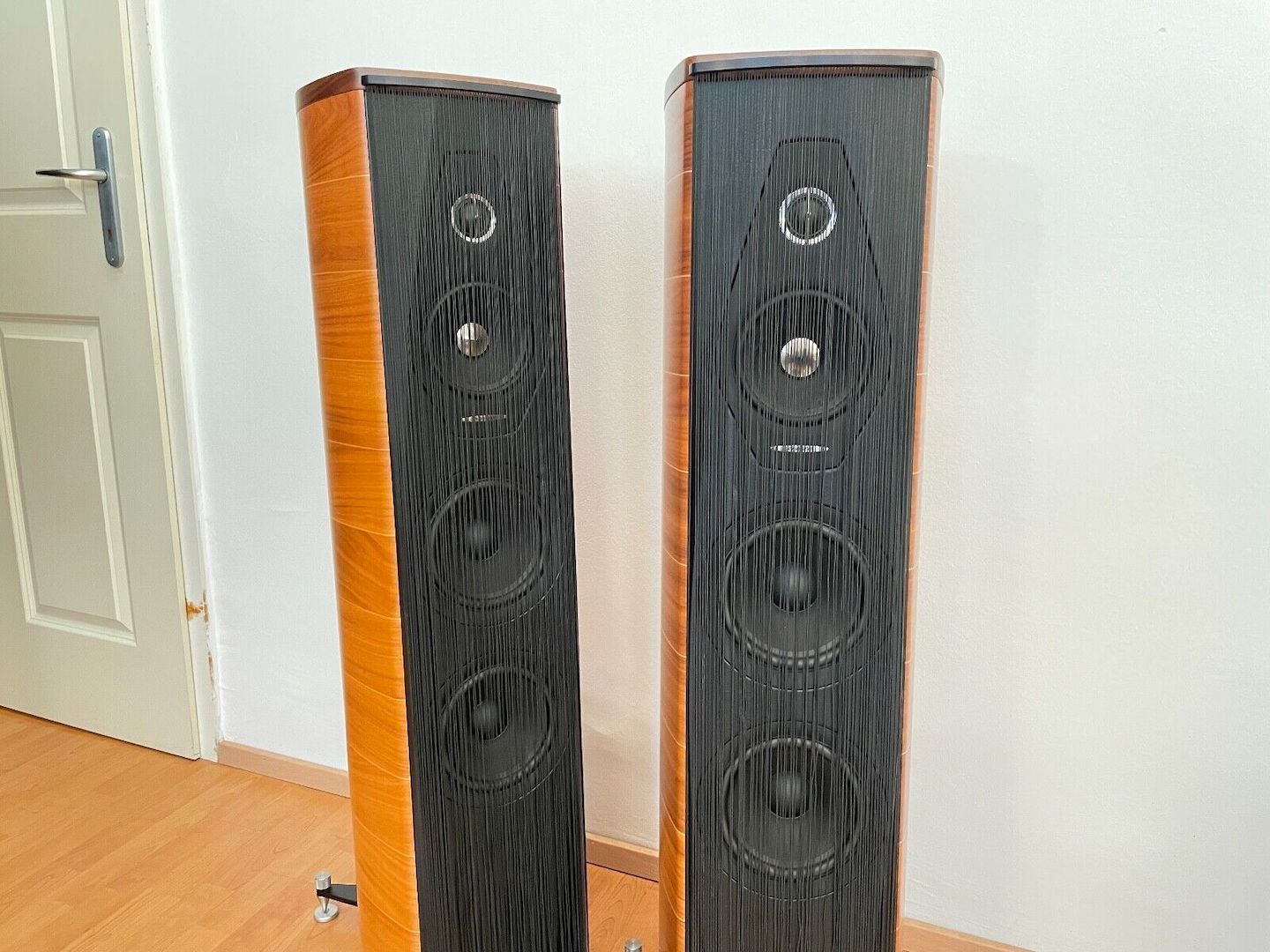Sonus Faber Olympica III 3-weg Lautsprecher in Walnuss