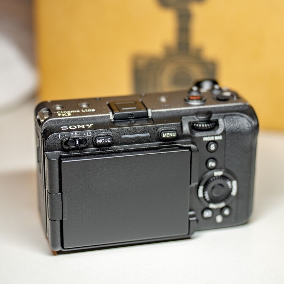 Sony Alpha FX3 12,1MP Cinema Line Vollformatkamera (Nur Gehäuse)