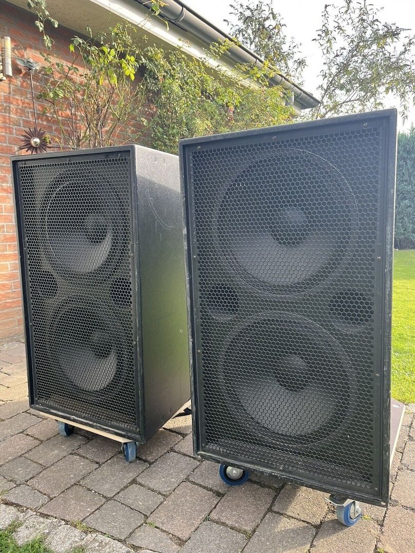 2 Stück Meyer Sound PSW2 Subwoofer Ähnlich