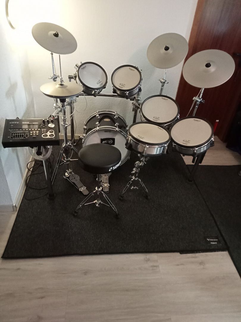 Roland E Drumset TD-20-KX und TD-30 Elektronisches Schlagzeug