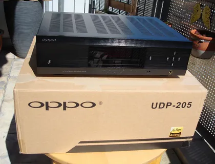 Oppo UDP-205 4K Ultra HD in Schwarz