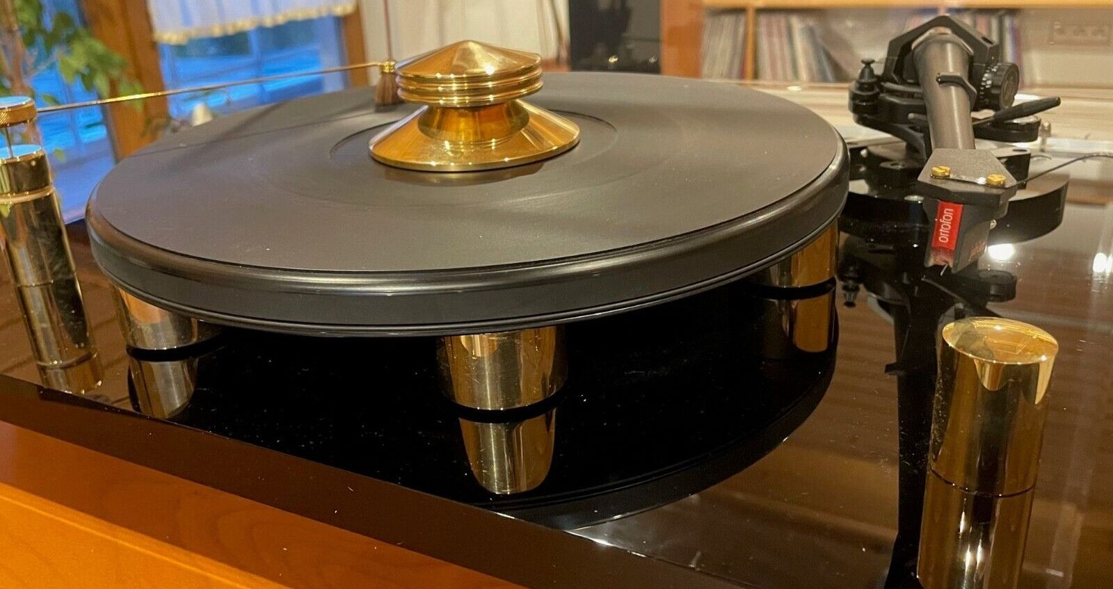 Transrotor Connoisseur gold, SME Series V, Ortofon MC Jubilee, v. d. Hul D-501