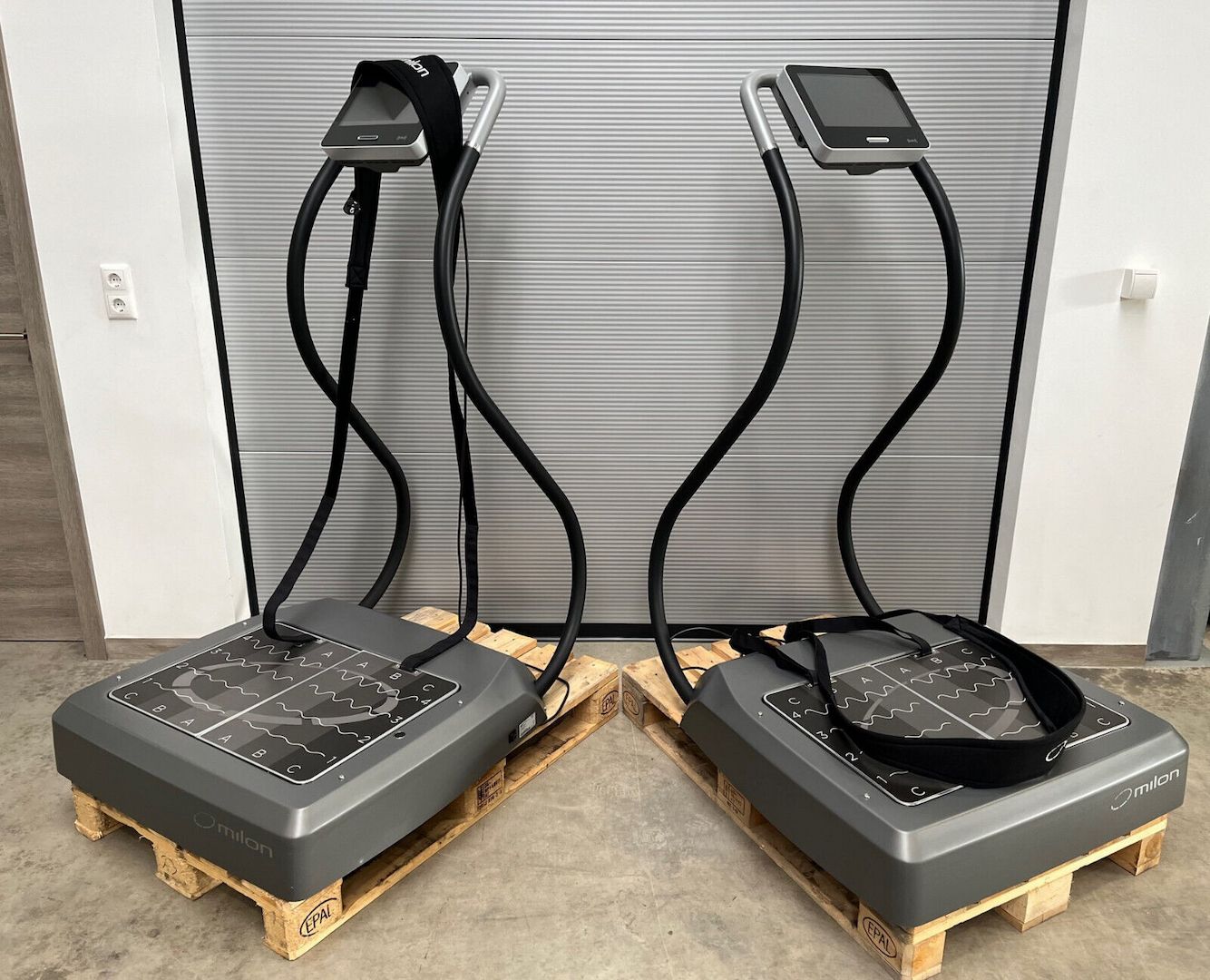 Milon Milbration DUO WAVE Premium Vibrations Plate