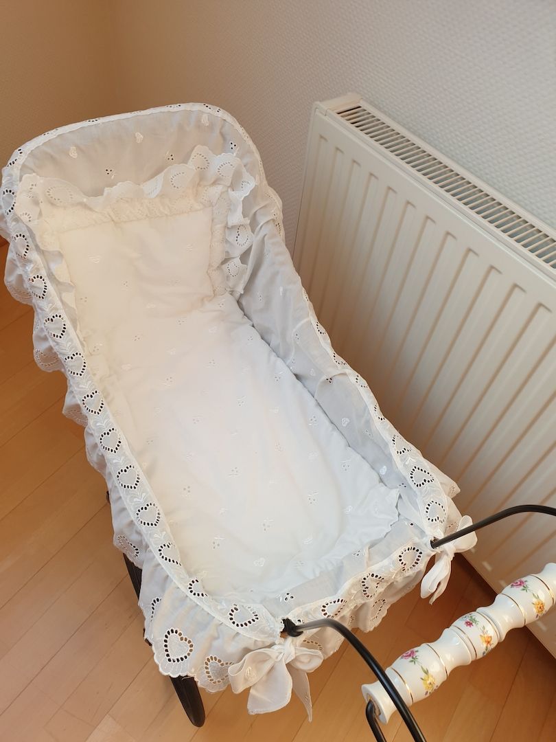 Puppenwagen nostalgisch