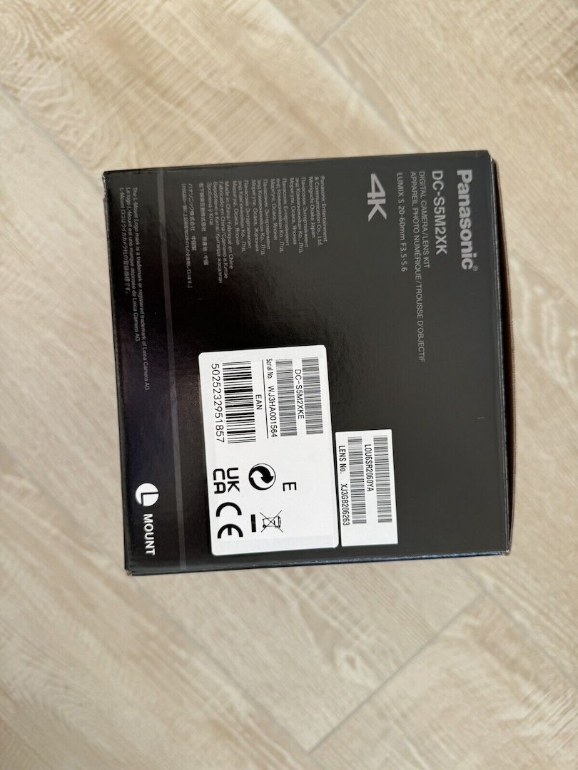 Panasonic LUMIX S5 Mark II X + S20-60mm F3.5-5.6