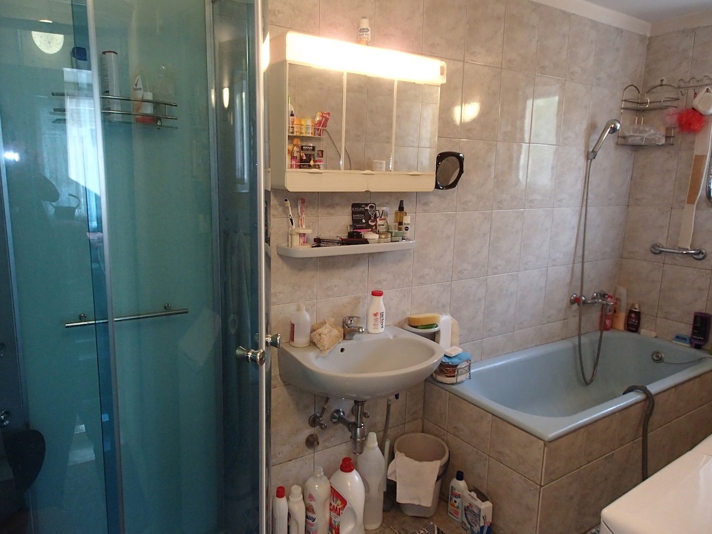 Familienhaus 15 Apartment Selbstverpflegung mit 20 Zimmer