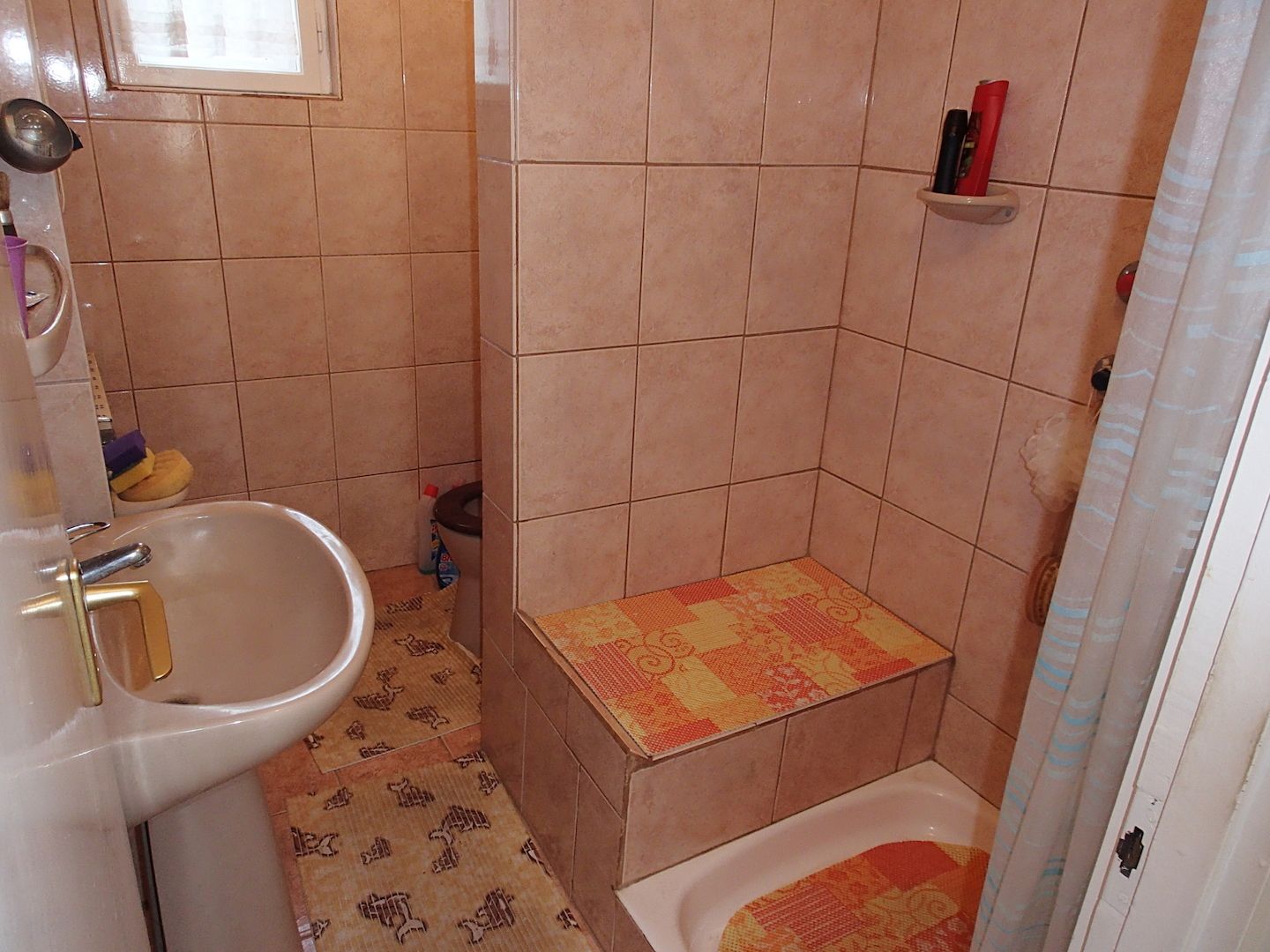 Familienhaus 15 Apartment Selbstverpflegung mit 20 Zimmer