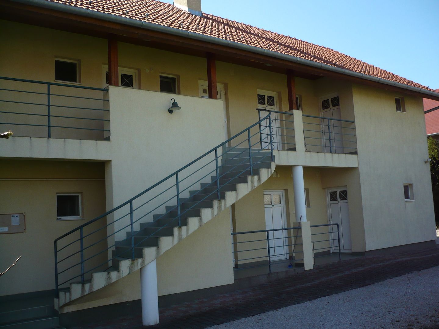 Familienhaus 15 Apartment Selbstverpflegung mit 20 Zimmer