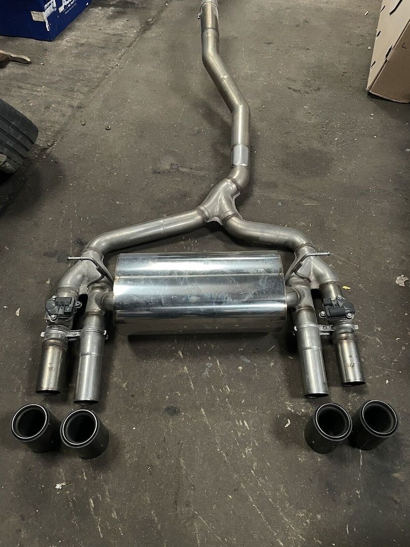 BMW F87 M2 M PERFORMANCE AUSPUFF