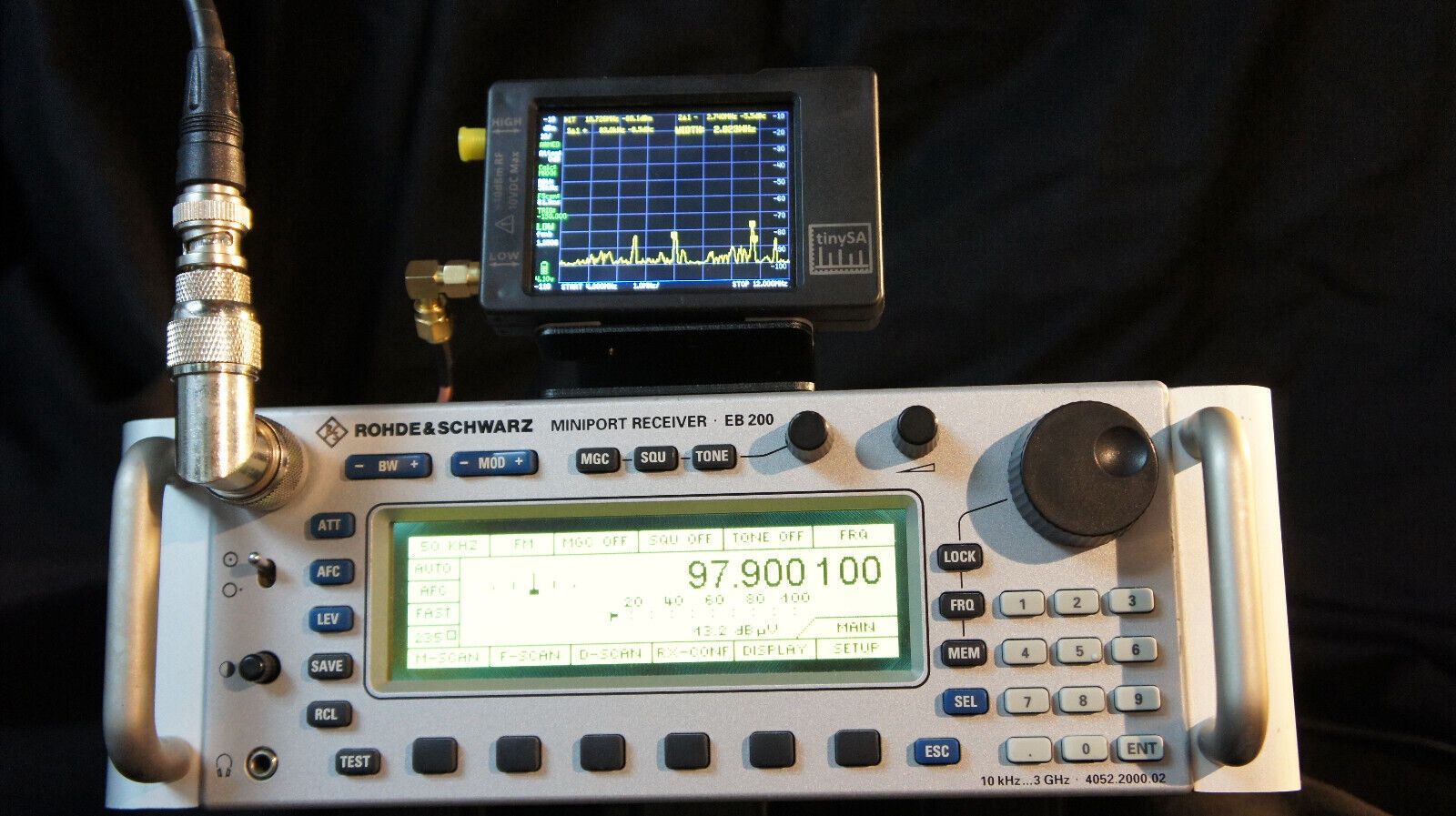 Rohde & Schwarz EB200 10KHz-3GHz Miniport Receiver