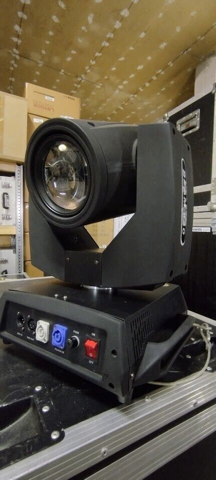 Beam 230 Moving Head Sharpy Spot 8 Stück im Case