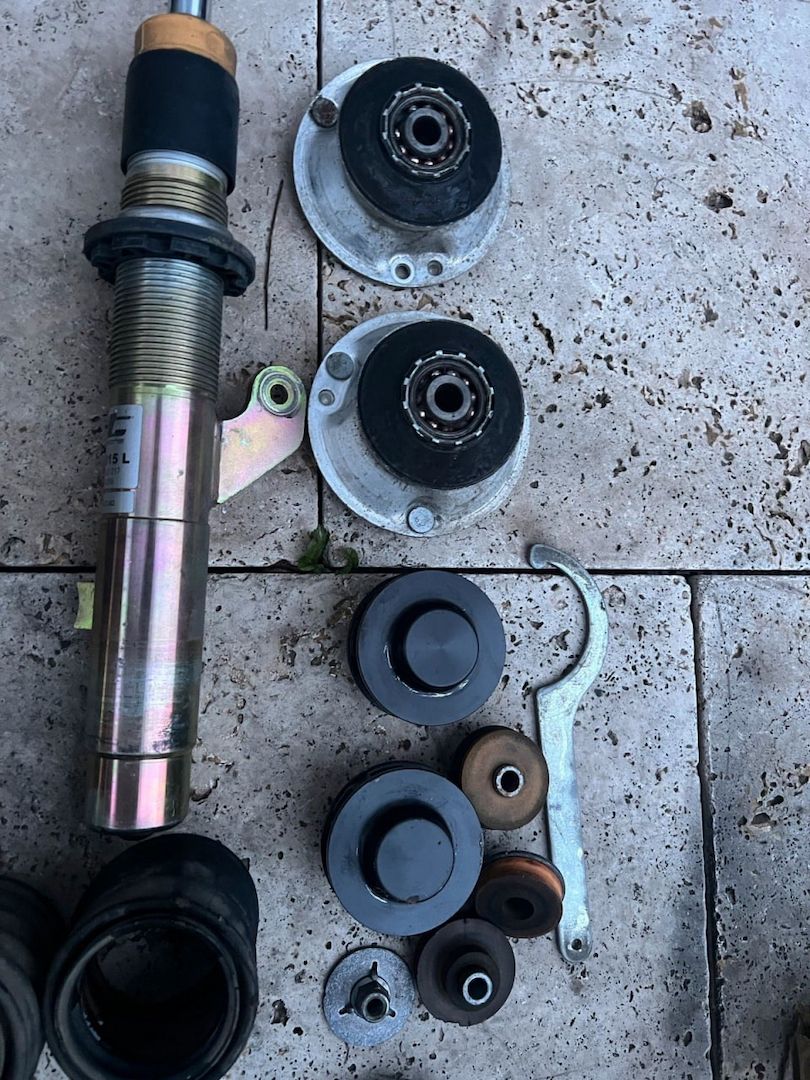 ST X Gewindefahrwerk für BMW 135i