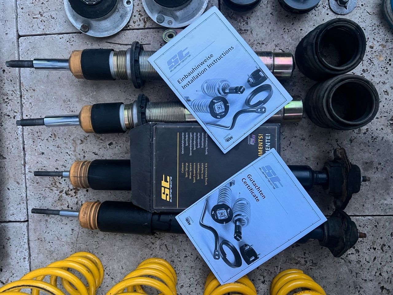 ST X Gewindefahrwerk für BMW 135i