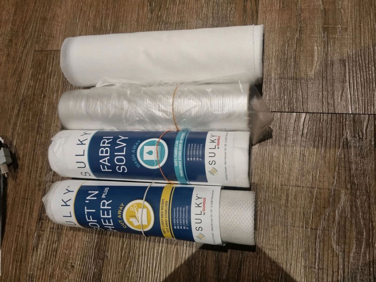 Bernette B70 Stickmaschine mit Zubehör Bernette B70 Stickmaschine mit Zubehör