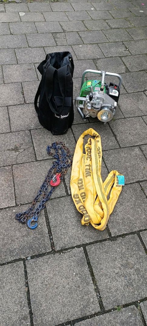 Nordforest Spillwinde 1200 kg Zugkraft mit Seil