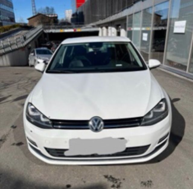 Voiture Volkswagen Golf 2013