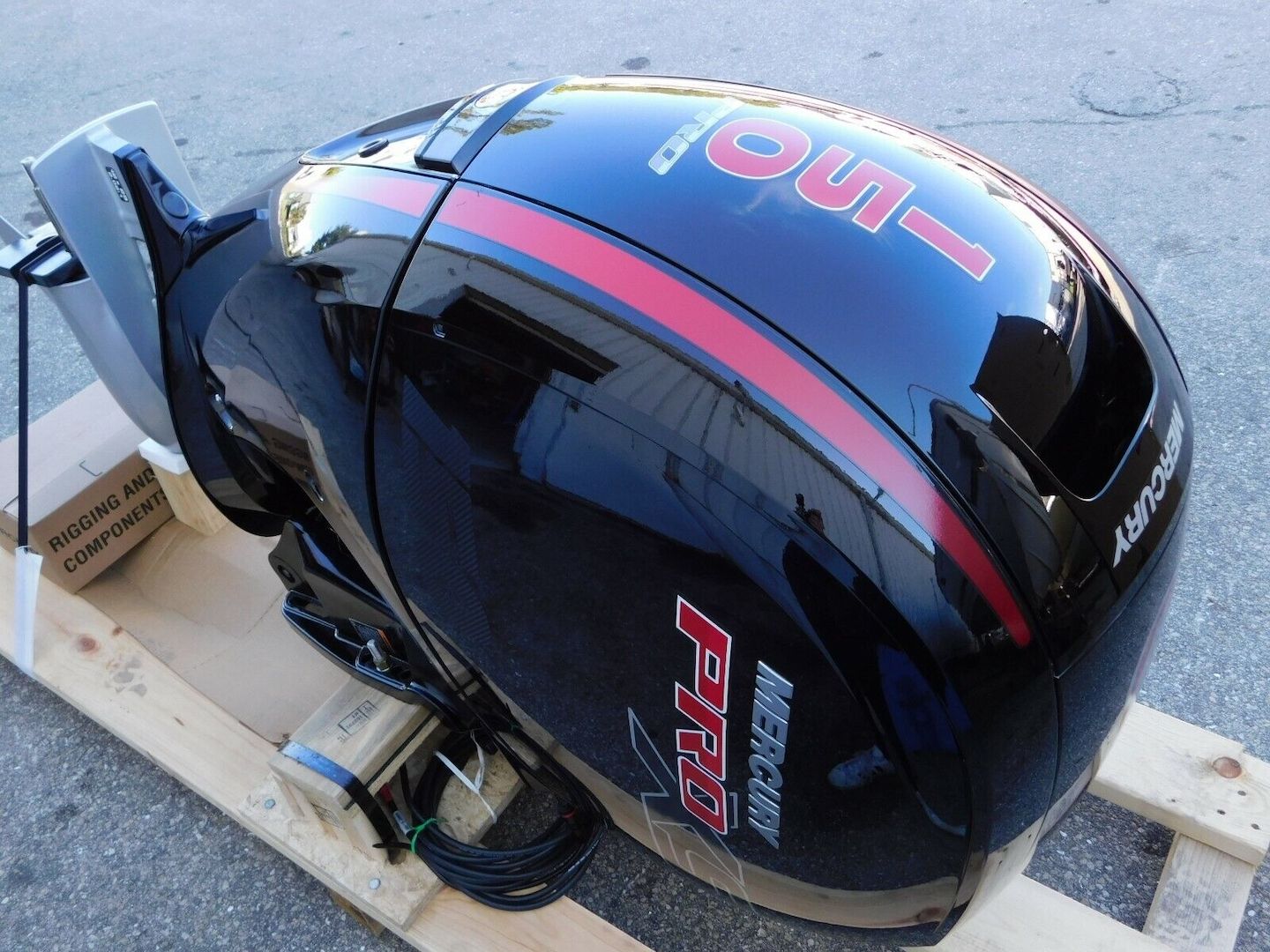 2023 Mercury FourStroke 150 HP 3.0L L4 Outboard Engine