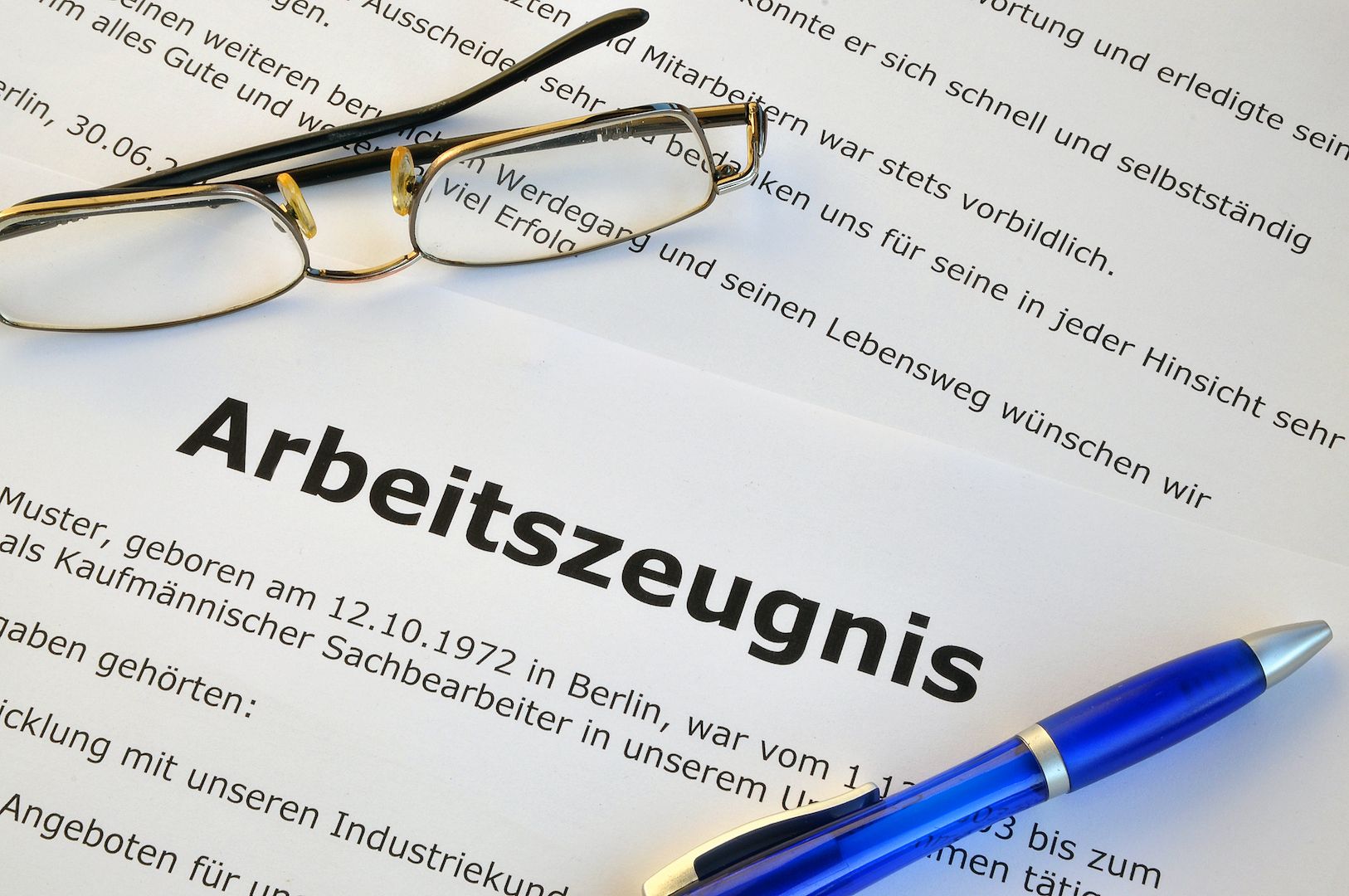 Arbeitszeugnis prüfen lassen - Zeugnis Check