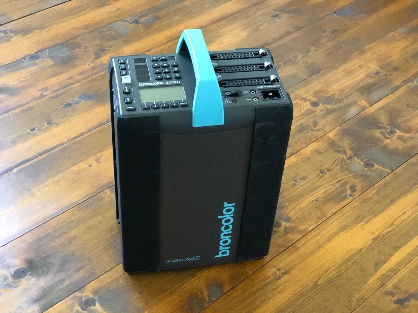 Broncolor Bron Scoro A4S RFS Blitzgenerator