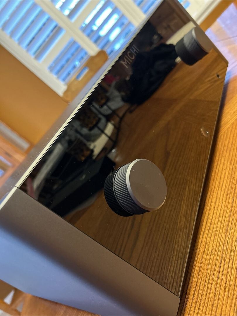 Michi X5 by Rotel Integrierter Verstärker