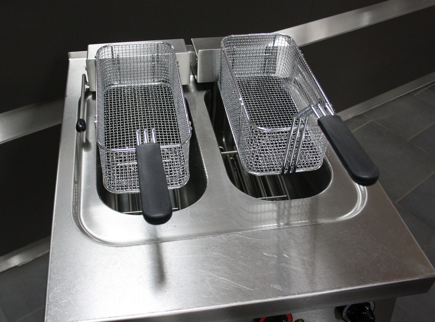 Doppelfritteuse Fritteuse Küppersbusch Leistungsstark 18 KW !!