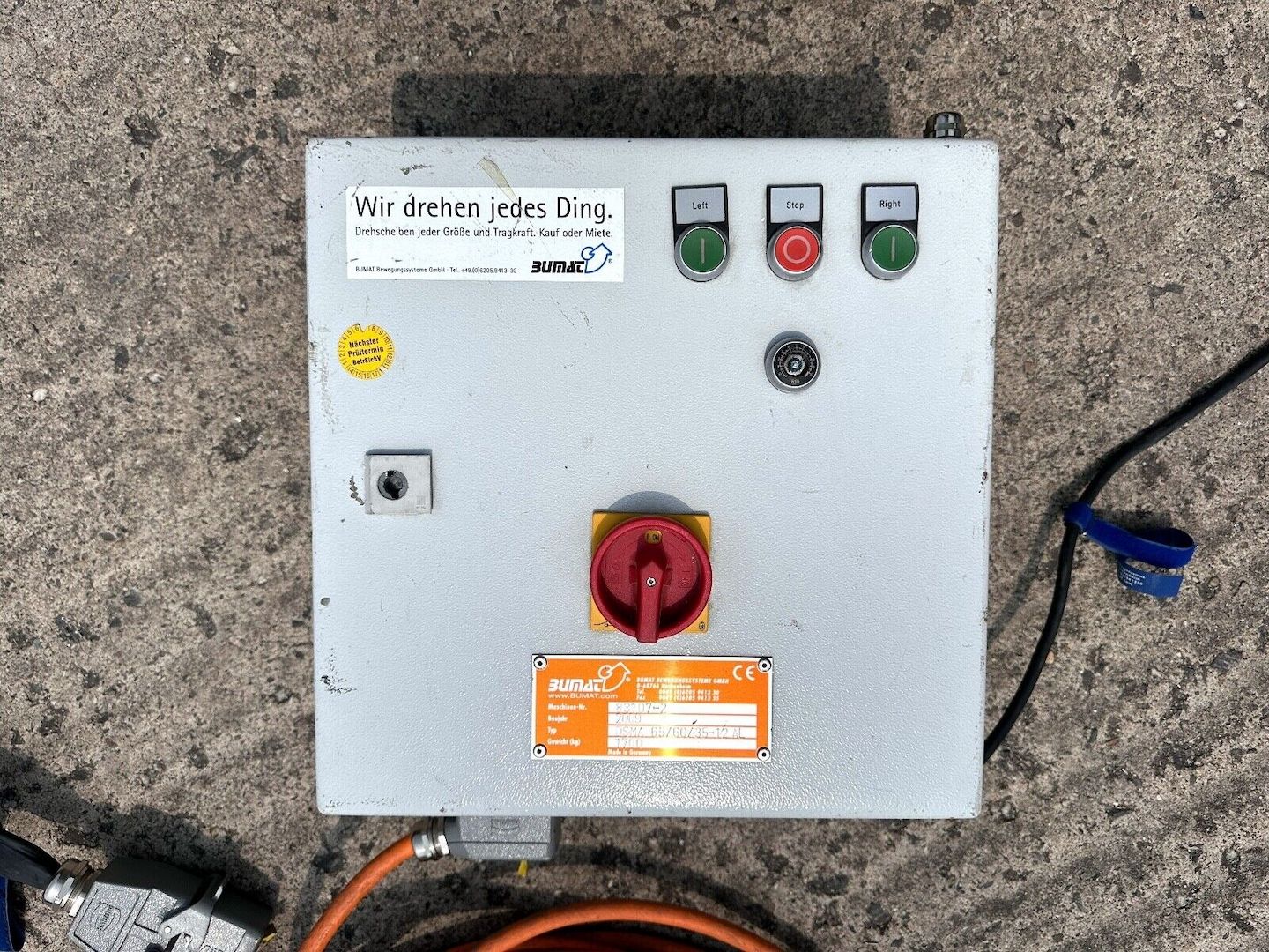 Drei Drehscheiben mit 6,0 bis 6,5 m Durchmesser