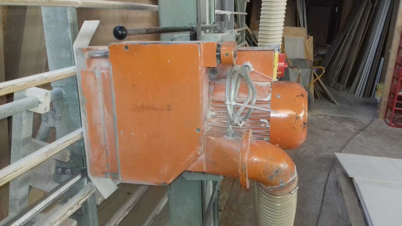 Holz-Her Plattensäge Typ 1211 – 3,0 KW - Maß 5300 2050 mm